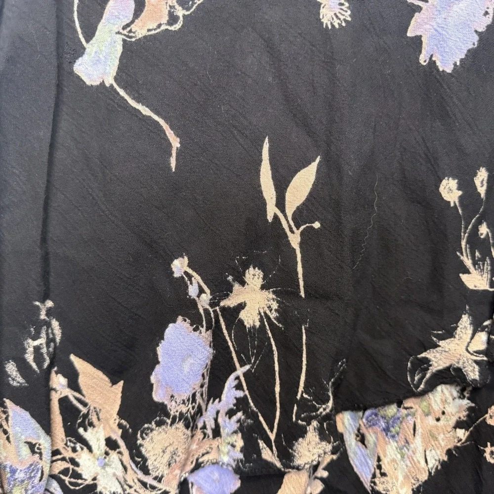Free People Intimately Women's Size XS Black Floral V-Neck Ruffle Sleeveless Top